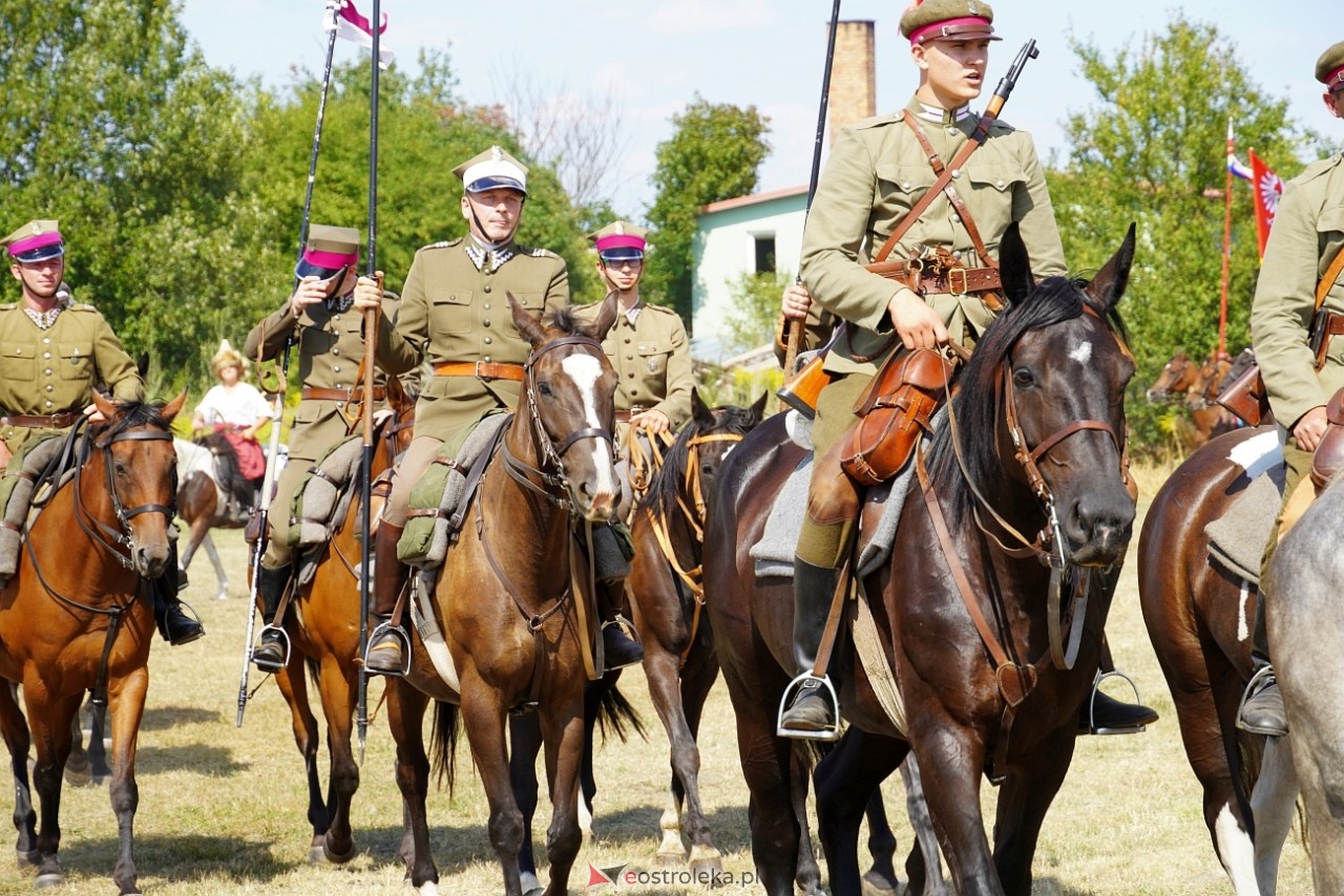 Piknik Militarny w Rzekuniu [17.08.2024] - zdjęcie #40 - eOstroleka.pl