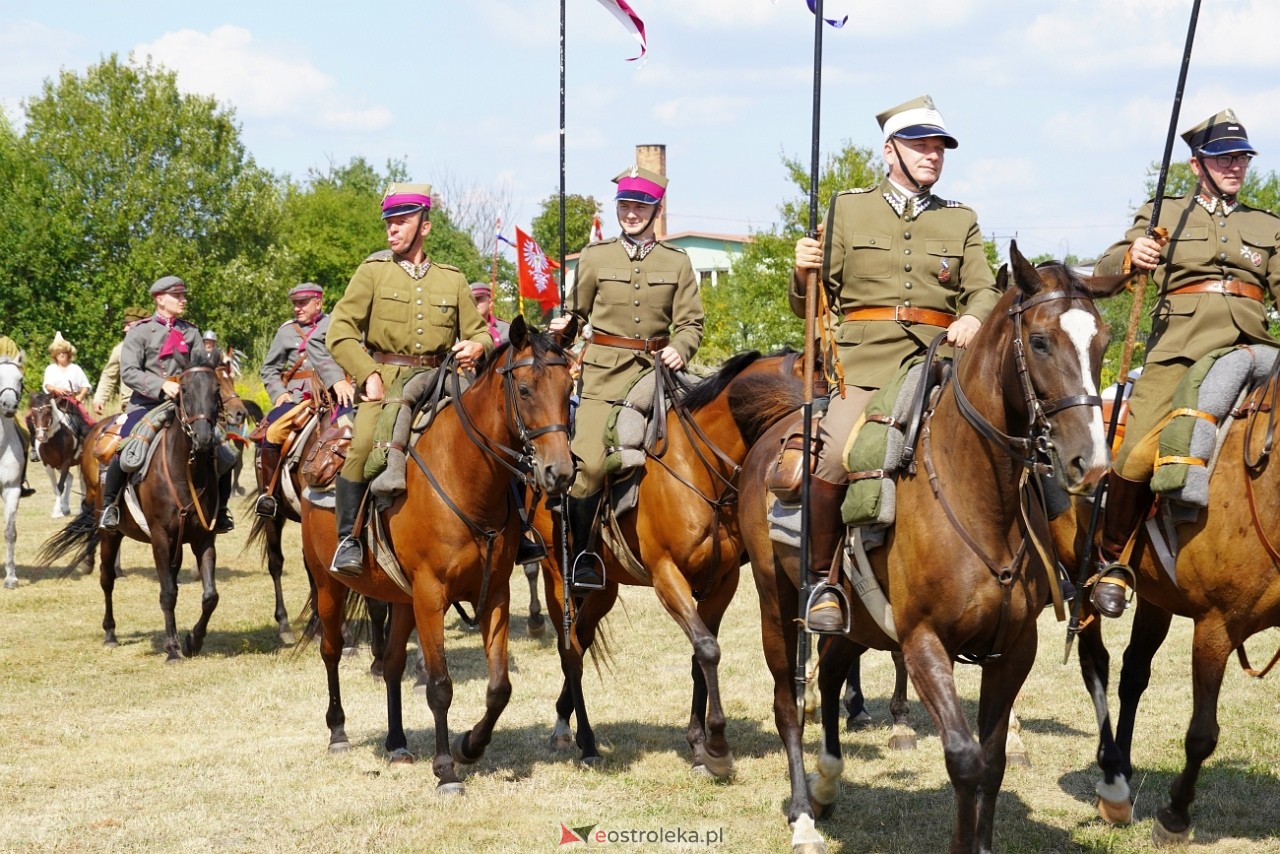 Piknik Militarny w Rzekuniu [17.08.2024] - zdjęcie #36 - eOstroleka.pl