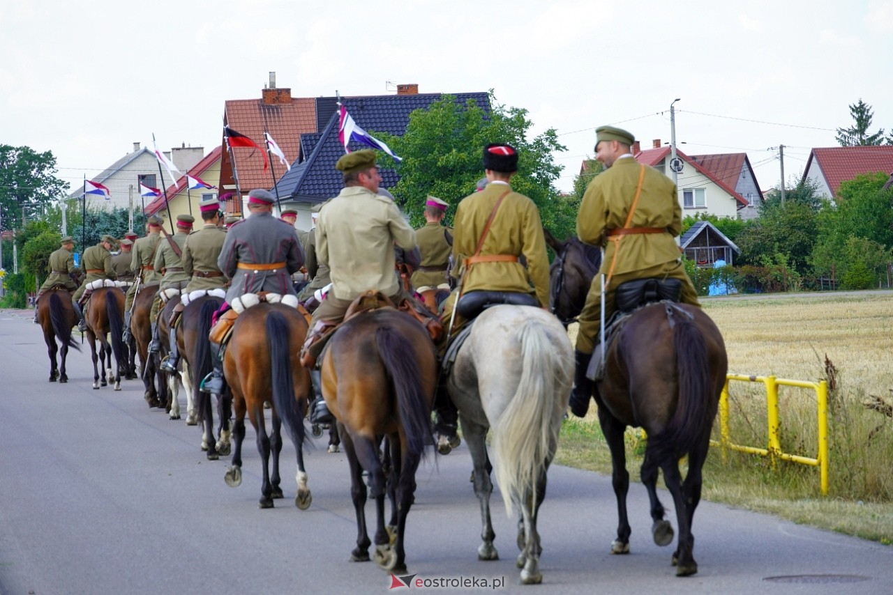 Piknik Militarny w Rzekuniu [17.08.2024] - zdjęcie #15 - eOstroleka.pl