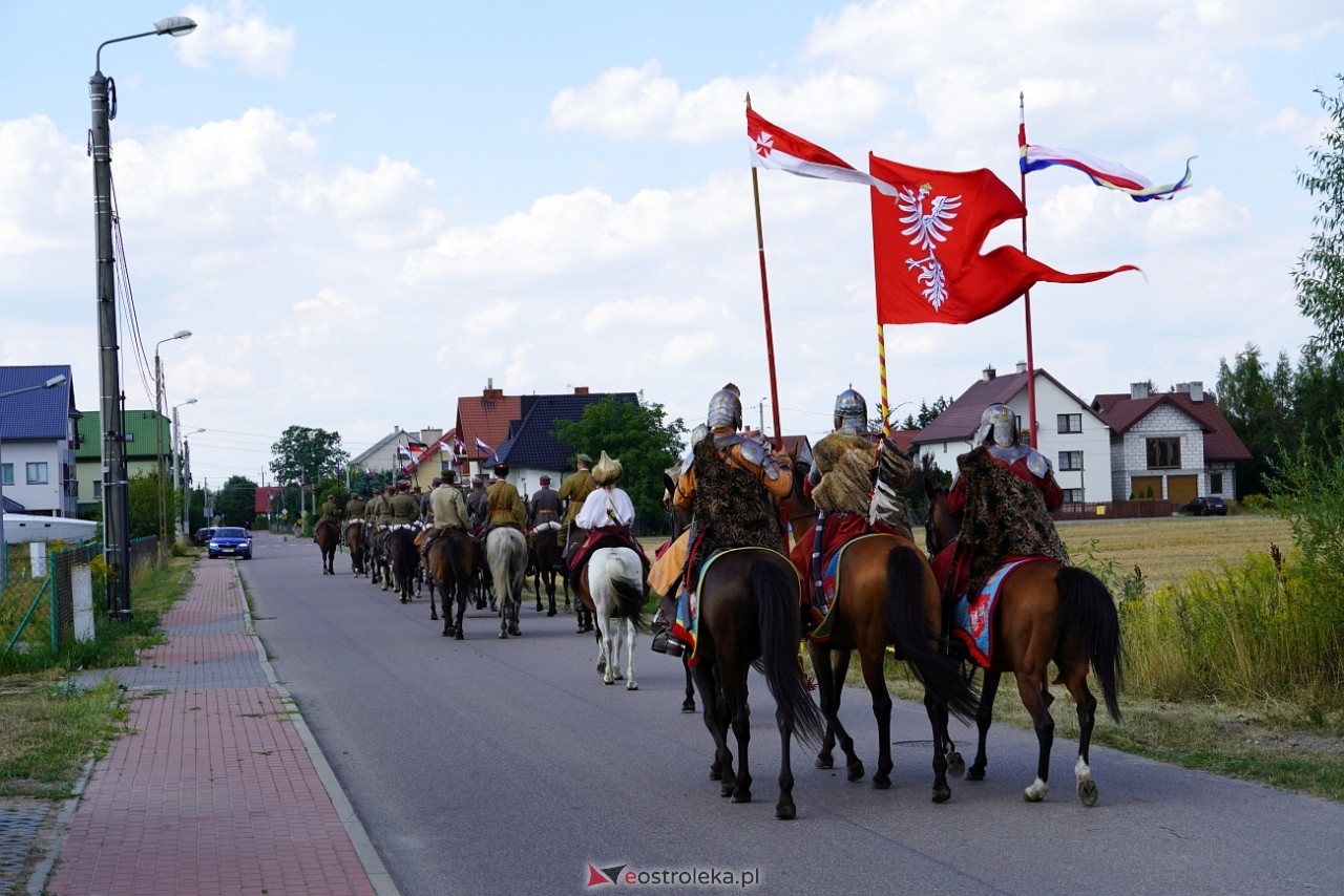 Piknik Militarny w Rzekuniu [17.08.2024] - zdjęcie #13 - eOstroleka.pl