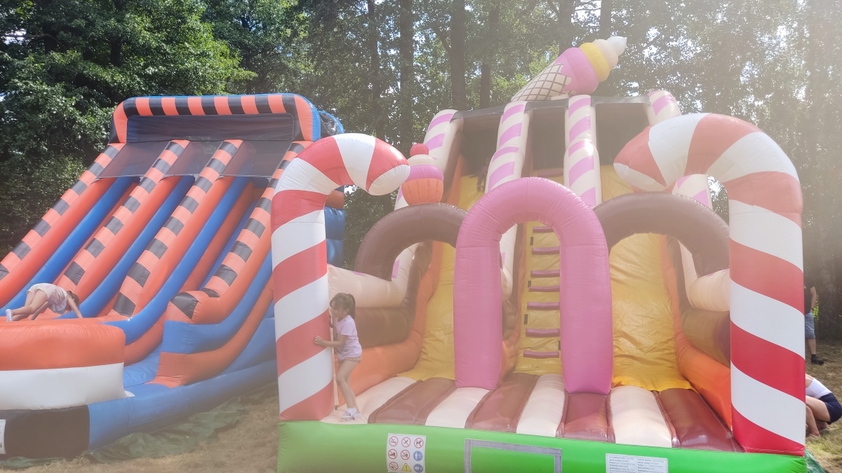 Piknik Radosne Wakacje 2 na Osiedlu Łazek [17.08.2024] - zdjęcie #16 - eOstroleka.pl
