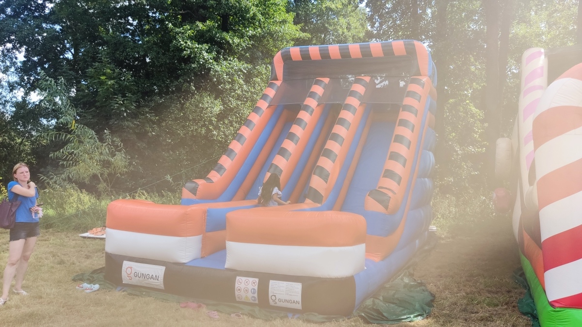 Piknik Radosne Wakacje 2 na Osiedlu Łazek [17.08.2024] - zdjęcie #7 - eOstroleka.pl