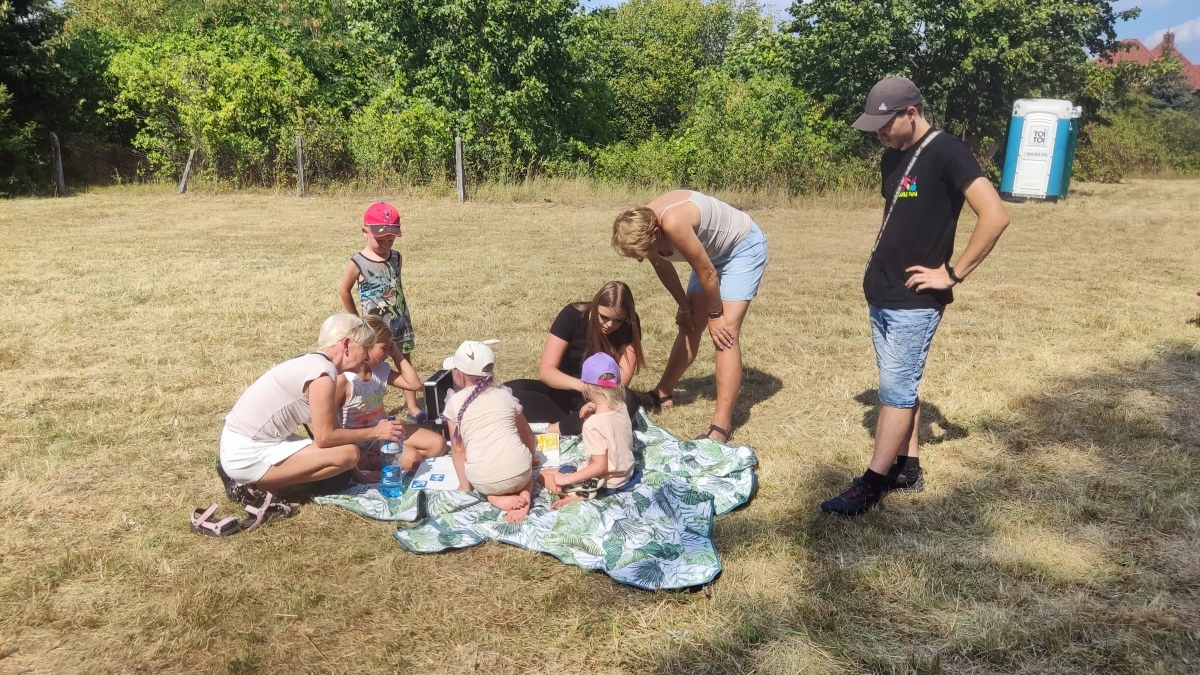 Piknik Radosne Wakacje 2 na Osiedlu Łazek [17.08.2024] - zdjęcie #4 - eOstroleka.pl