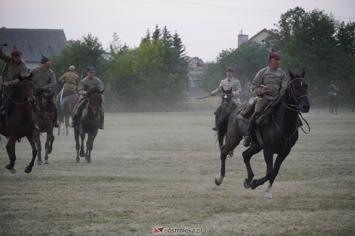 Rekonstrukcja historyczna Bolszewika goń! w Rzekuniu [17.08.2024] - zdjęcie #664 - eOstroleka.pl