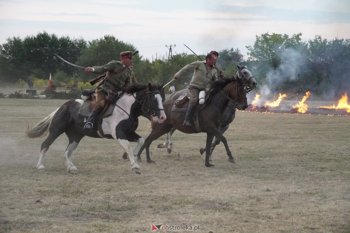 Rekonstrukcja historyczna Bolszewika goń! w Rzekuniu [17.08.2024] - zdjęcie #656 - eOstroleka.pl