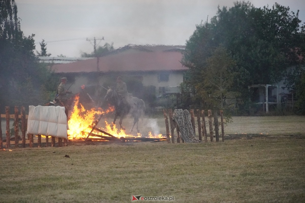 Rekonstrukcja historyczna Bolszewika goń! w Rzekuniu [17.08.2024] - zdjęcie #650 - eOstroleka.pl
