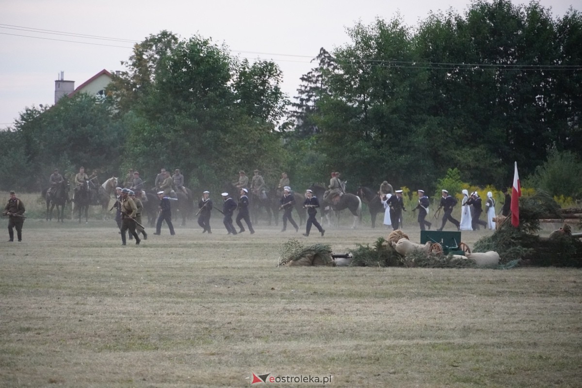 Rekonstrukcja historyczna Bolszewika goń! w Rzekuniu [17.08.2024] - zdjęcie #624 - eOstroleka.pl