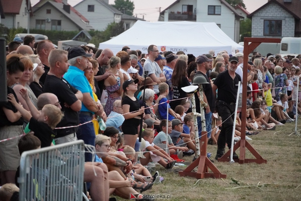 Rekonstrukcja historyczna Bolszewika goń! w Rzekuniu [17.08.2024] - zdjęcie #615 - eOstroleka.pl