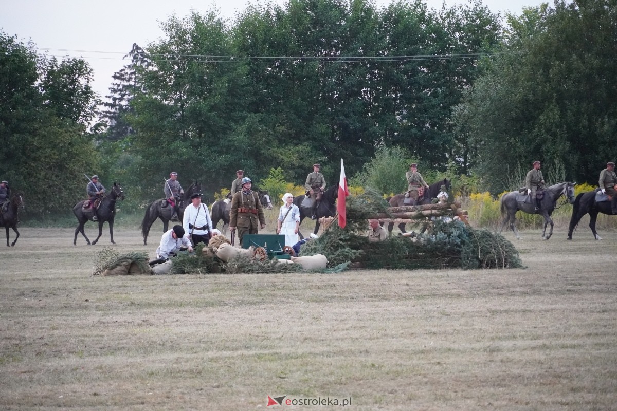 Rekonstrukcja historyczna Bolszewika goń! w Rzekuniu [17.08.2024] - zdjęcie #612 - eOstroleka.pl