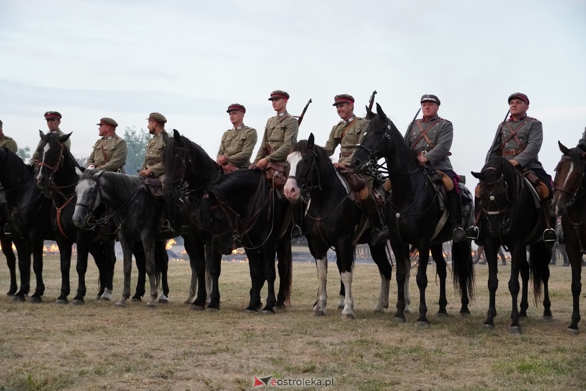 Rekonstrukcja historyczna Bolszewika goń! w Rzekuniu [17.08.2024] - zdjęcie #594 - eOstroleka.pl