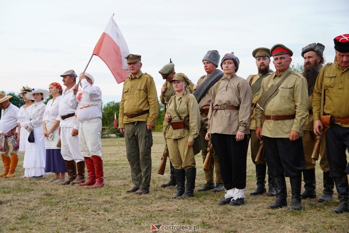 Rekonstrukcja historyczna Bolszewika goń! w Rzekuniu [17.08.2024] - zdjęcie #538 - eOstroleka.pl