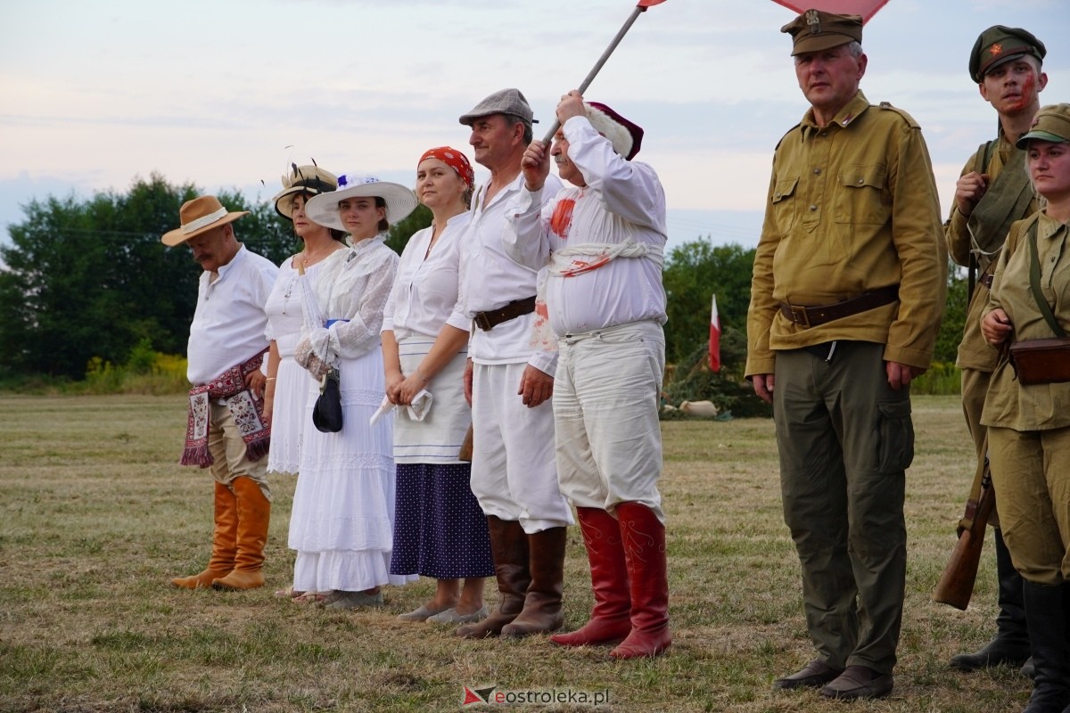 Rekonstrukcja historyczna Bolszewika goń! w Rzekuniu [17.08.2024] - zdjęcie #536 - eOstroleka.pl
