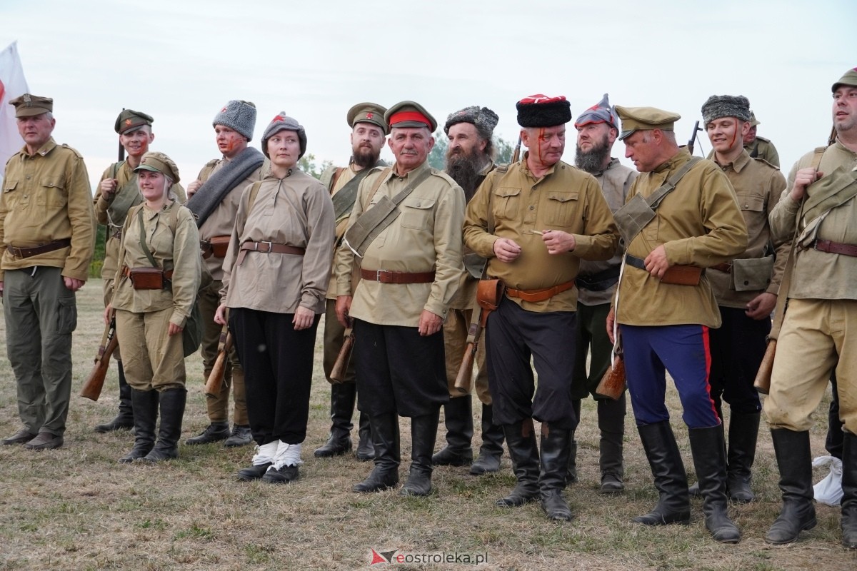 Rekonstrukcja historyczna Bolszewika goń! w Rzekuniu [17.08.2024] - zdjęcie #532 - eOstroleka.pl