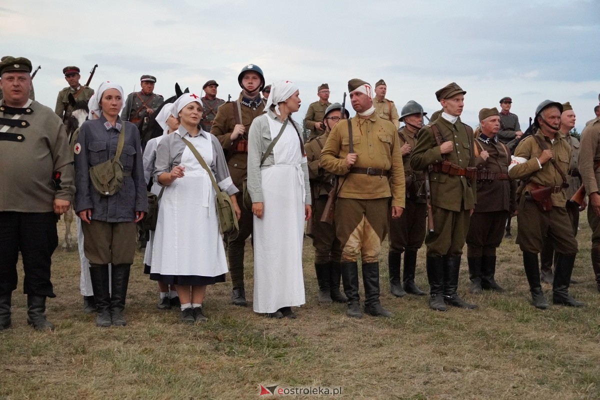 Rekonstrukcja historyczna Bolszewika goń! w Rzekuniu [17.08.2024] - zdjęcie #526 - eOstroleka.pl