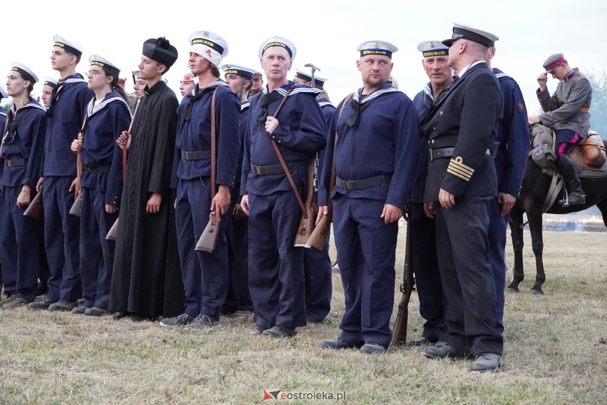 Rekonstrukcja historyczna Bolszewika goń! w Rzekuniu [17.08.2024] - zdjęcie #514 - eOstroleka.pl