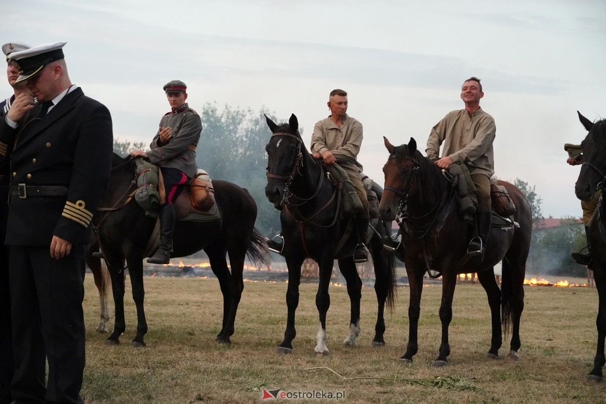 Rekonstrukcja historyczna Bolszewika goń! w Rzekuniu [17.08.2024] - zdjęcie #502 - eOstroleka.pl