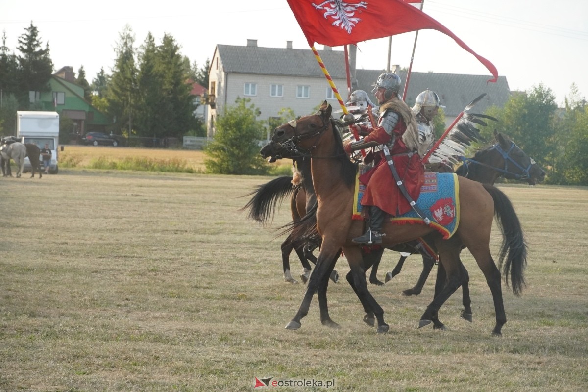 Rekonstrukcja historyczna Bolszewika goń! w Rzekuniu [17.08.2024] - zdjęcie #539 - eOstroleka.pl