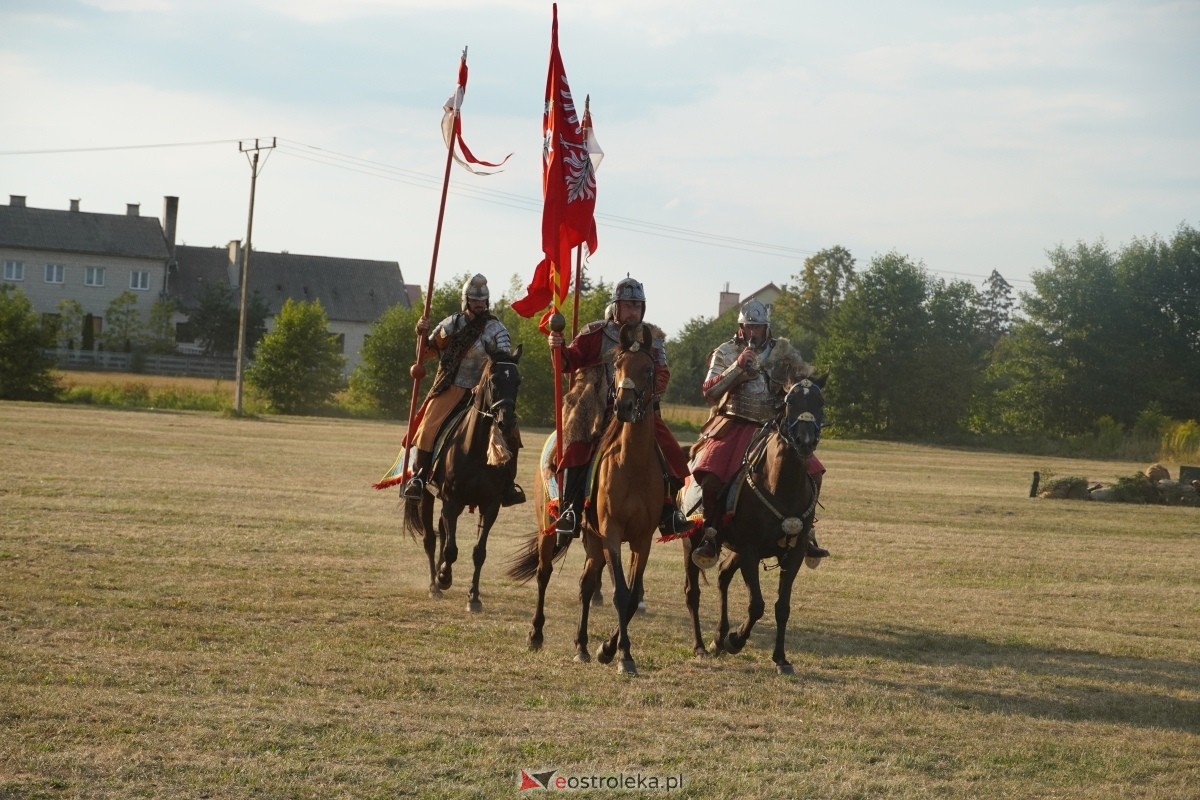 Rekonstrukcja historyczna Bolszewika goń! w Rzekuniu [17.08.2024] - zdjęcie #515 - eOstroleka.pl
