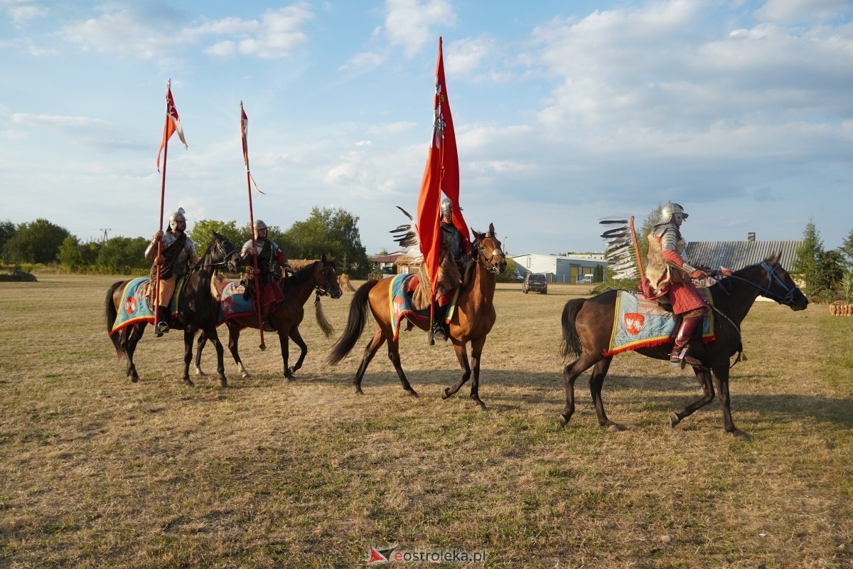 Rekonstrukcja historyczna Bolszewika goń! w Rzekuniu [17.08.2024] - zdjęcie #495 - eOstroleka.pl