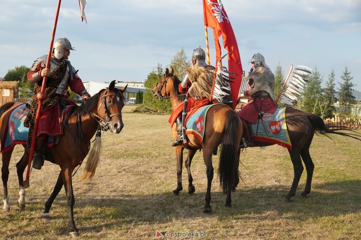 Rekonstrukcja historyczna Bolszewika goń! w Rzekuniu [17.08.2024] - zdjęcie #489 - eOstroleka.pl