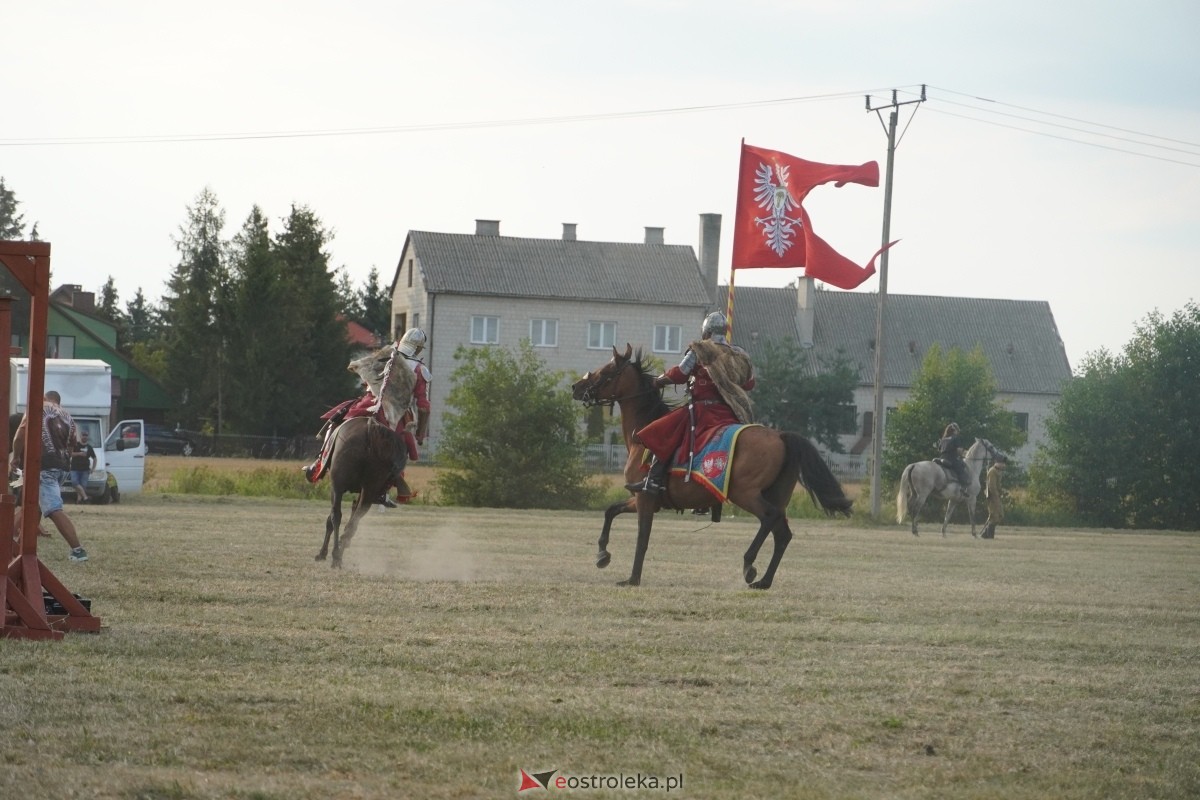 Rekonstrukcja historyczna Bolszewika goń! w Rzekuniu [17.08.2024] - zdjęcie #469 - eOstroleka.pl