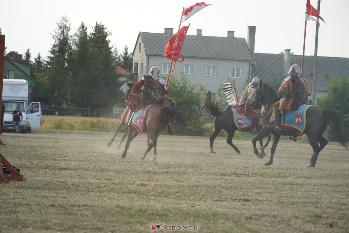Rekonstrukcja historyczna Bolszewika goń! w Rzekuniu [17.08.2024] - zdjęcie #465 - eOstroleka.pl