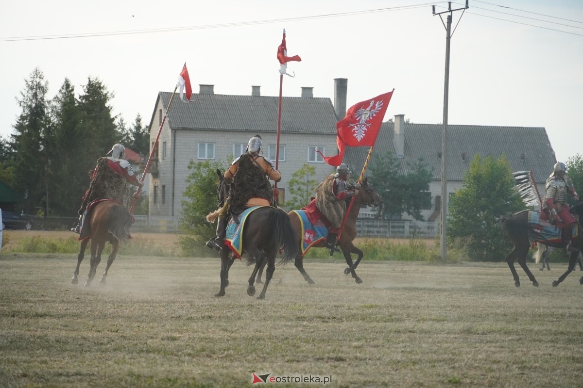 Rekonstrukcja historyczna Bolszewika goń! w Rzekuniu [17.08.2024] - zdjęcie #461 - eOstroleka.pl