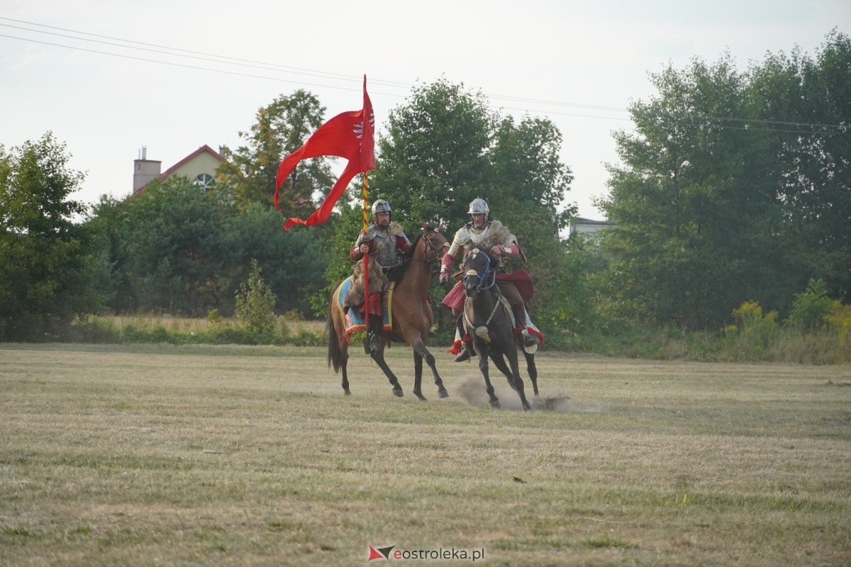 Rekonstrukcja historyczna Bolszewika goń! w Rzekuniu [17.08.2024] - zdjęcie #455 - eOstroleka.pl