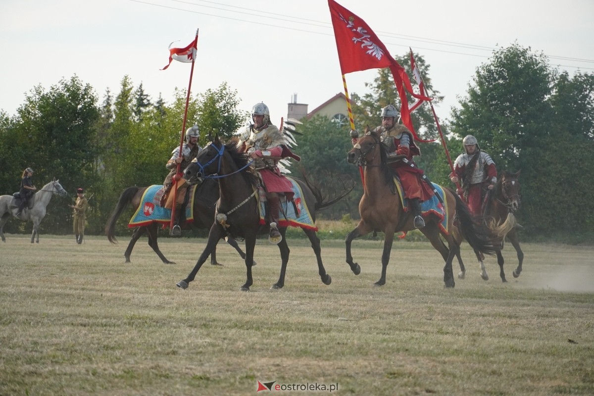 Rekonstrukcja historyczna Bolszewika goń! w Rzekuniu [17.08.2024] - zdjęcie #507 - eOstroleka.pl