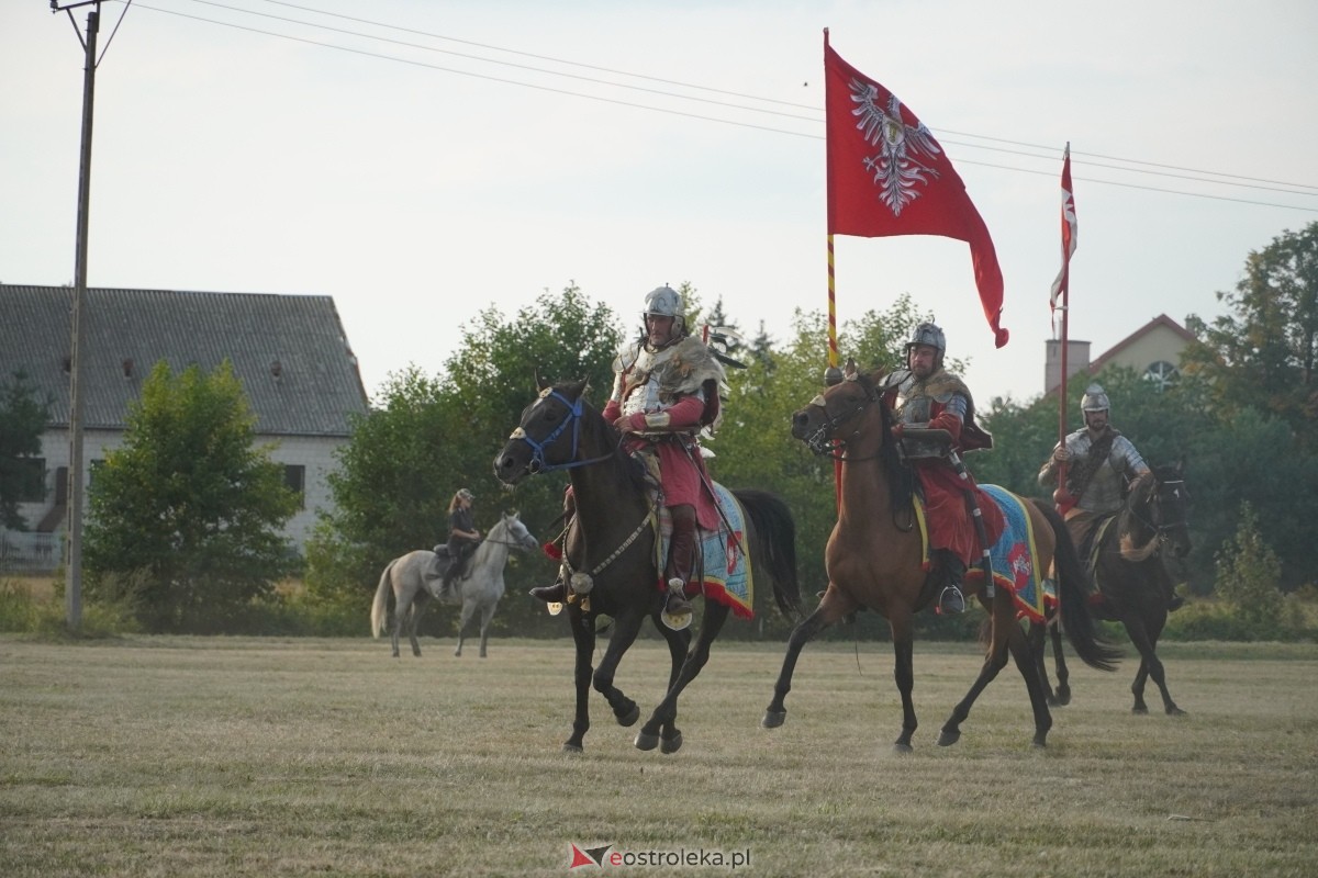 Rekonstrukcja historyczna Bolszewika goń! w Rzekuniu [17.08.2024] - zdjęcie #504 - eOstroleka.pl