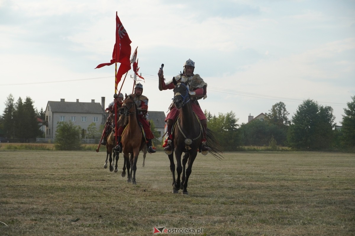 Rekonstrukcja historyczna Bolszewika goń! w Rzekuniu [17.08.2024] - zdjęcie #490 - eOstroleka.pl