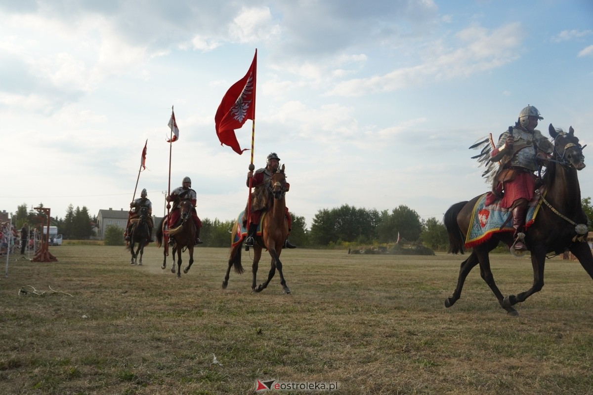 Rekonstrukcja historyczna Bolszewika goń! w Rzekuniu [17.08.2024] - zdjęcie #486 - eOstroleka.pl