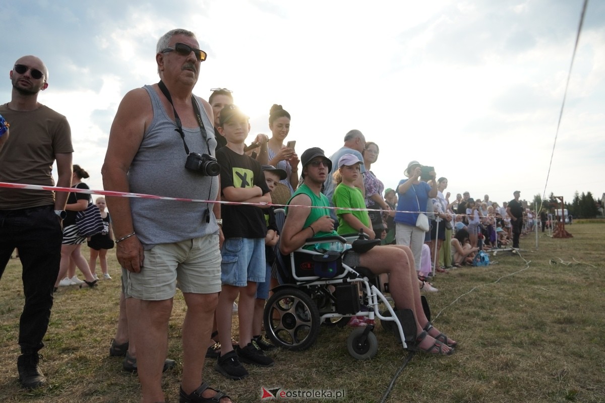 Rekonstrukcja historyczna Bolszewika goń! w Rzekuniu [17.08.2024] - zdjęcie #474 - eOstroleka.pl