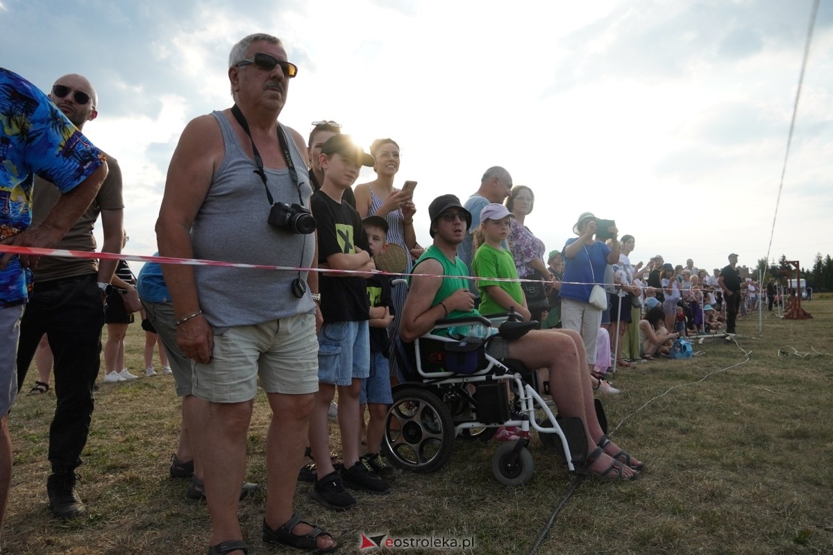 Rekonstrukcja historyczna Bolszewika goń! w Rzekuniu [17.08.2024] - zdjęcie #472 - eOstroleka.pl