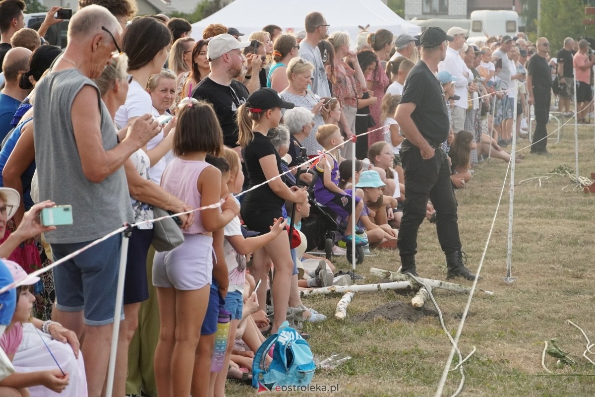 Rekonstrukcja historyczna Bolszewika goń! w Rzekuniu [17.08.2024] - zdjęcie #447 - eOstroleka.pl