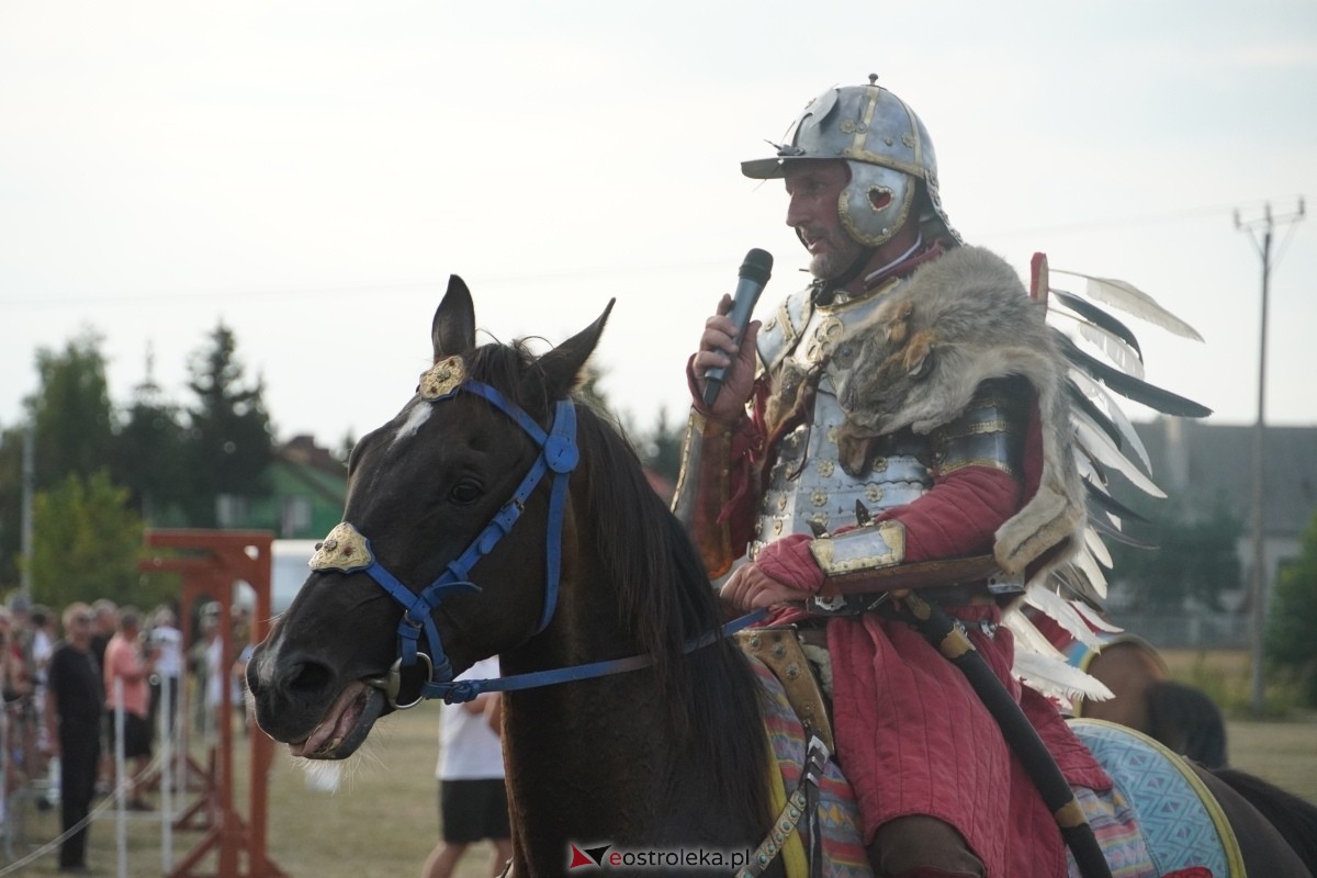 Rekonstrukcja historyczna Bolszewika goń! w Rzekuniu [17.08.2024] - zdjęcie #437 - eOstroleka.pl
