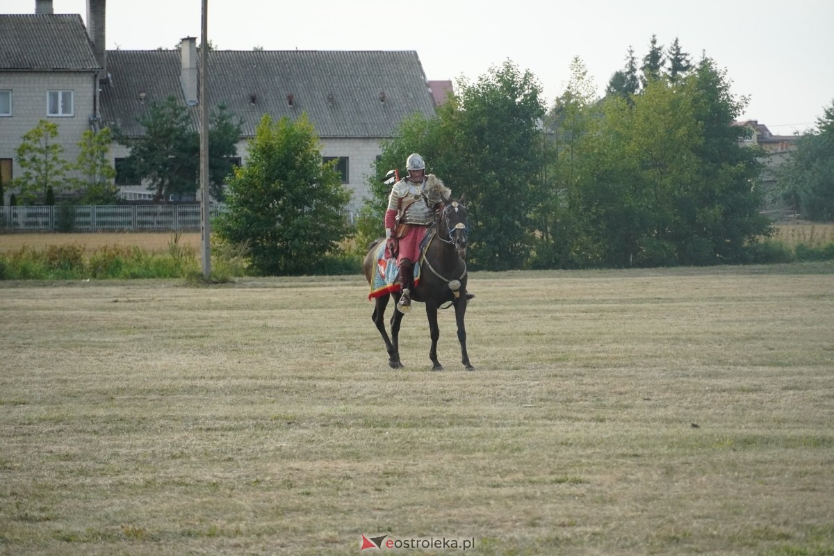 Rekonstrukcja historyczna Bolszewika goń! w Rzekuniu [17.08.2024] - zdjęcie #416 - eOstroleka.pl
