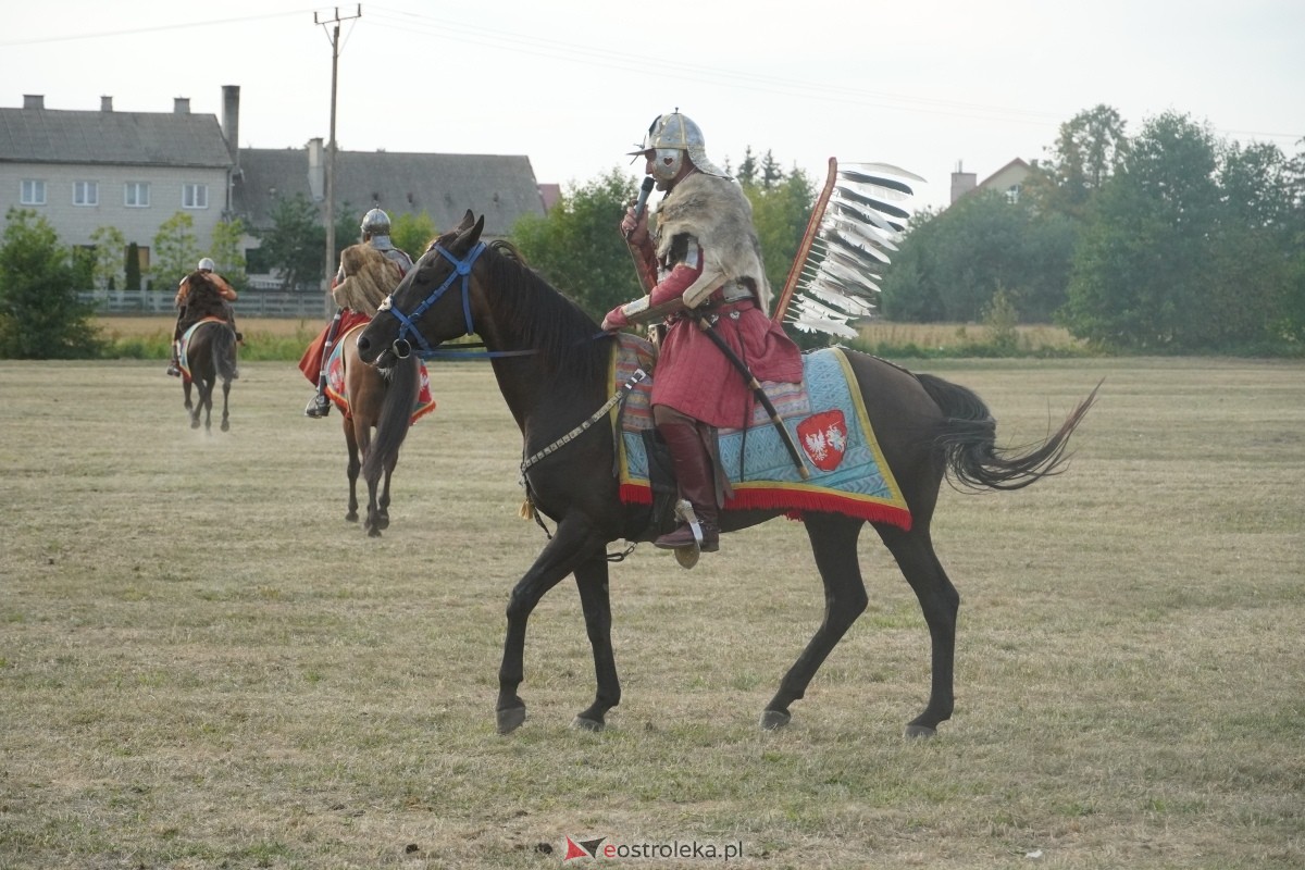 Rekonstrukcja historyczna Bolszewika goń! w Rzekuniu [17.08.2024] - zdjęcie #398 - eOstroleka.pl