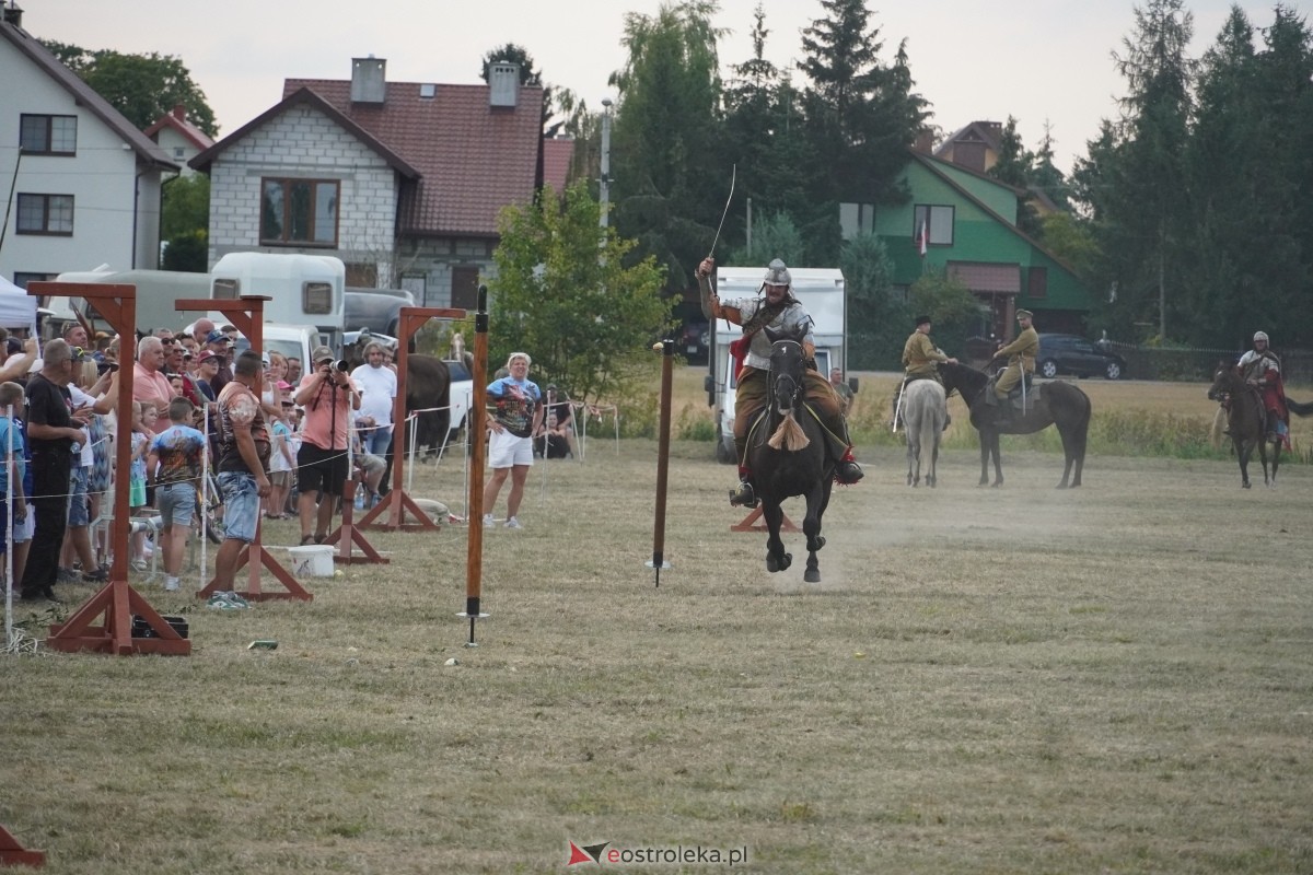 Rekonstrukcja historyczna Bolszewika goń! w Rzekuniu [17.08.2024] - zdjęcie #415 - eOstroleka.pl