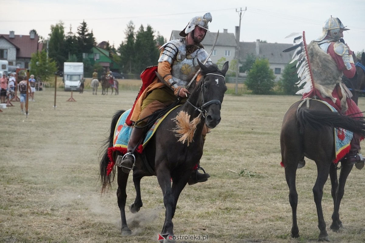Rekonstrukcja historyczna Bolszewika goń! w Rzekuniu [17.08.2024] - zdjęcie #409 - eOstroleka.pl