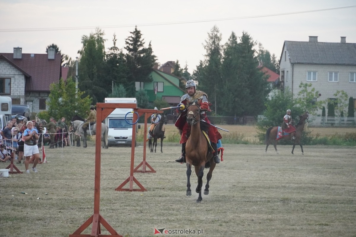 Rekonstrukcja historyczna Bolszewika goń! w Rzekuniu [17.08.2024] - zdjęcie #403 - eOstroleka.pl