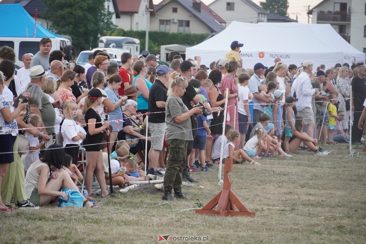 Rekonstrukcja historyczna Bolszewika goń! w Rzekuniu [17.08.2024] - zdjęcie #397 - eOstroleka.pl