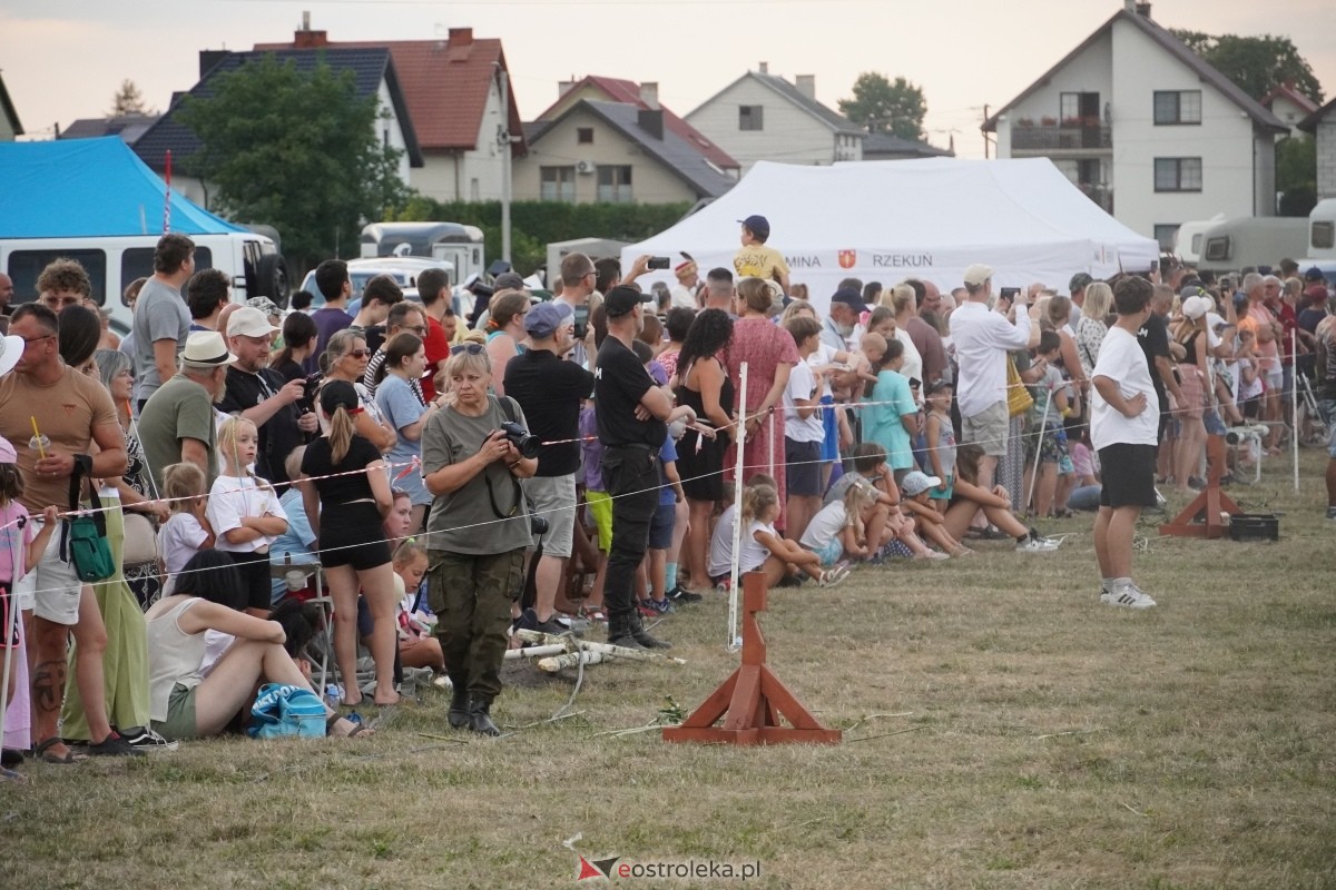 Rekonstrukcja historyczna Bolszewika goń! w Rzekuniu [17.08.2024] - zdjęcie #394 - eOstroleka.pl