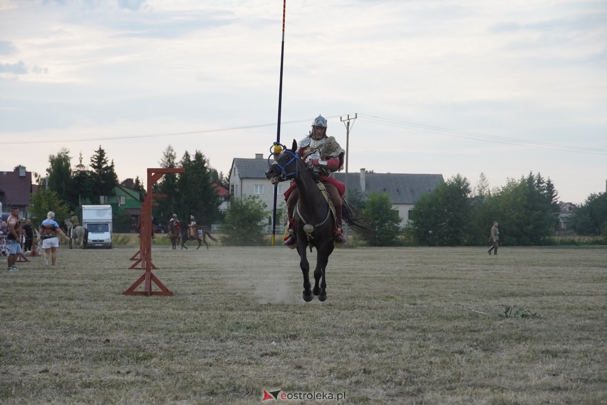 Rekonstrukcja historyczna Bolszewika goń! w Rzekuniu [17.08.2024] - zdjęcie #386 - eOstroleka.pl
