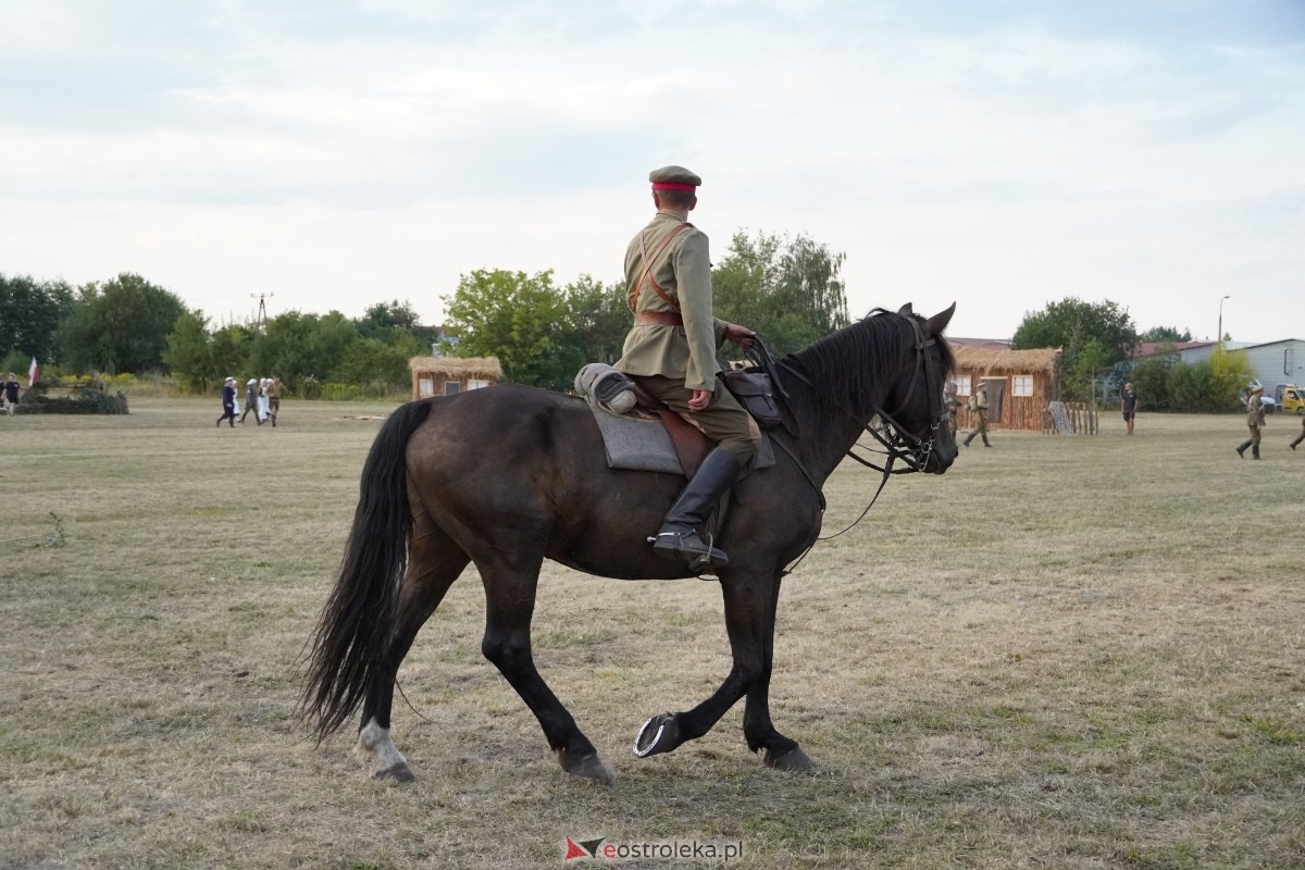 Rekonstrukcja historyczna Bolszewika goń! w Rzekuniu [17.08.2024] - zdjęcie #342 - eOstroleka.pl