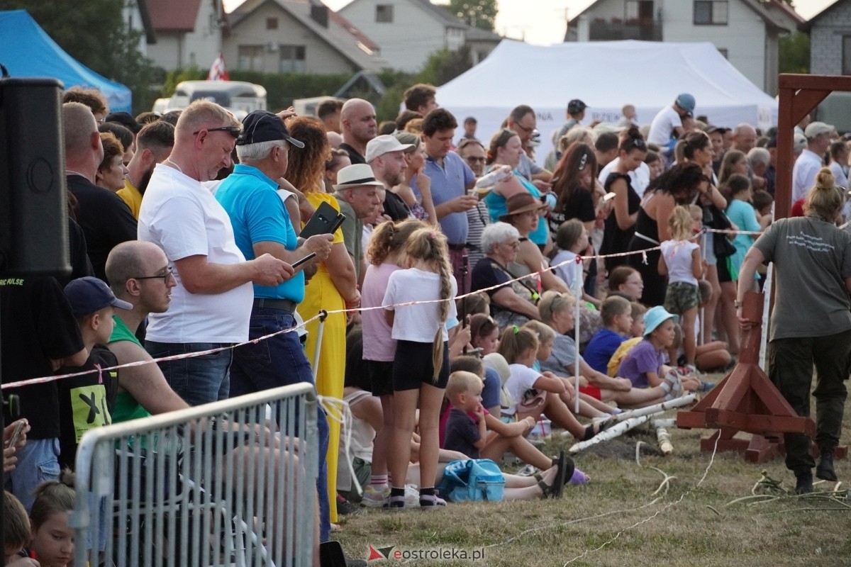Rekonstrukcja historyczna Bolszewika goń! w Rzekuniu [17.08.2024] - zdjęcie #333 - eOstroleka.pl