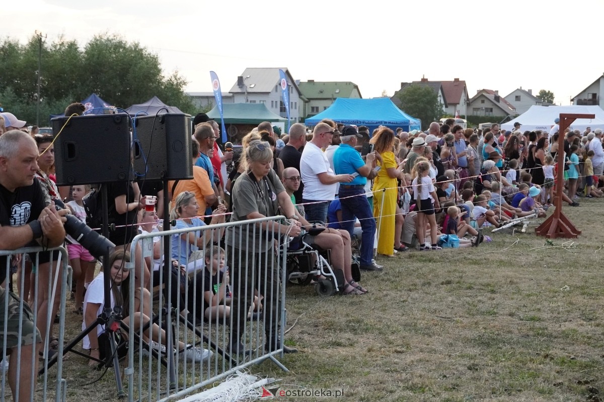 Rekonstrukcja historyczna Bolszewika goń! w Rzekuniu [17.08.2024] - zdjęcie #326 - eOstroleka.pl