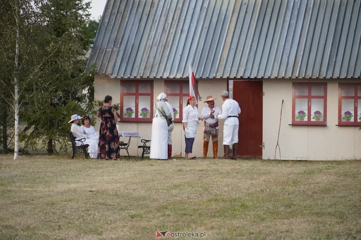 Rekonstrukcja historyczna Bolszewika goń! w Rzekuniu [17.08.2024] - zdjęcie #316 - eOstroleka.pl