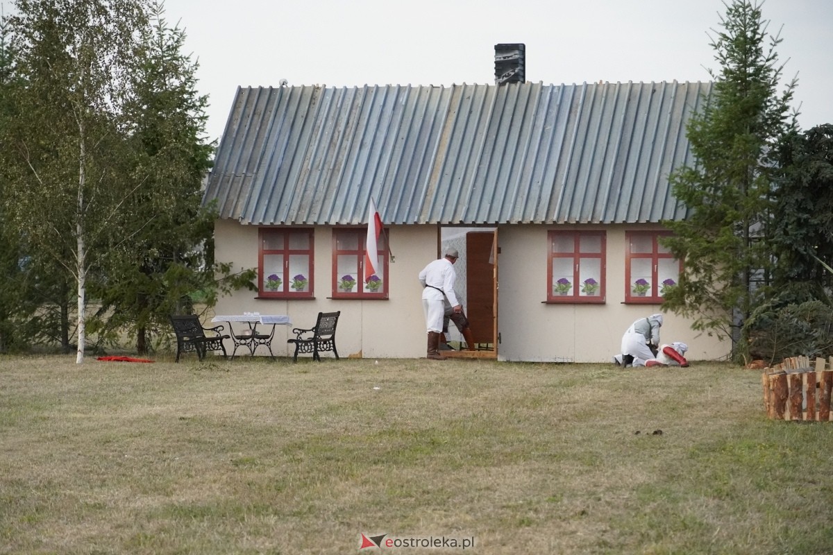 Rekonstrukcja historyczna Bolszewika goń! w Rzekuniu [17.08.2024] - zdjęcie #294 - eOstroleka.pl