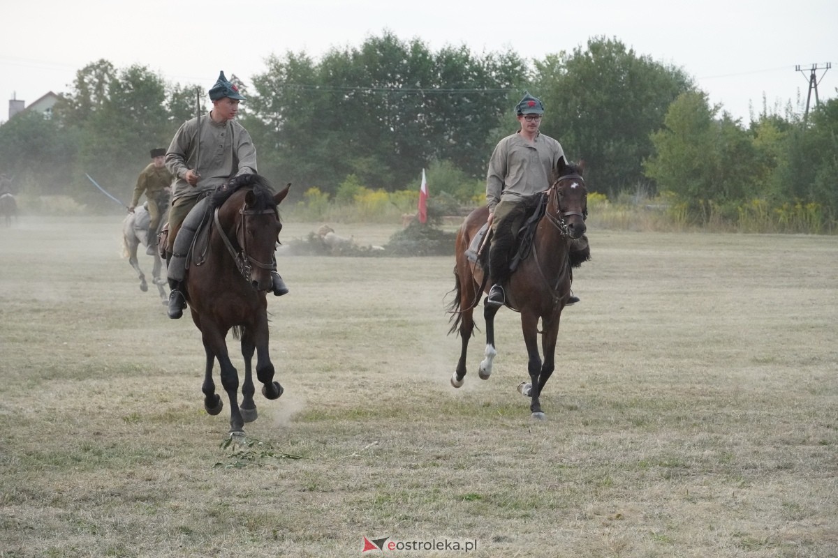 Rekonstrukcja historyczna Bolszewika goń! w Rzekuniu [17.08.2024] - zdjęcie #291 - eOstroleka.pl